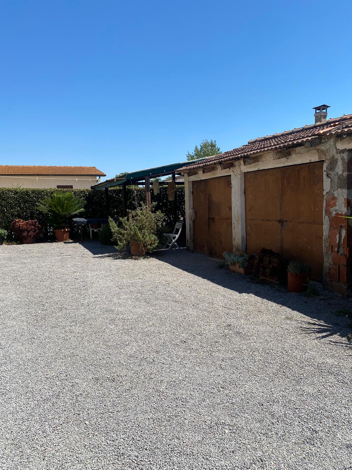 Casale Indipendente con giardino – Località Priorato Alto – Orbetello (GR)